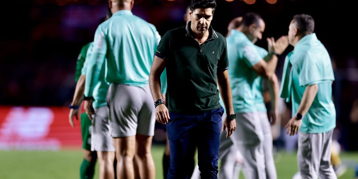 São Paulo falha com Abel expulso e cai para o Palmeiras
