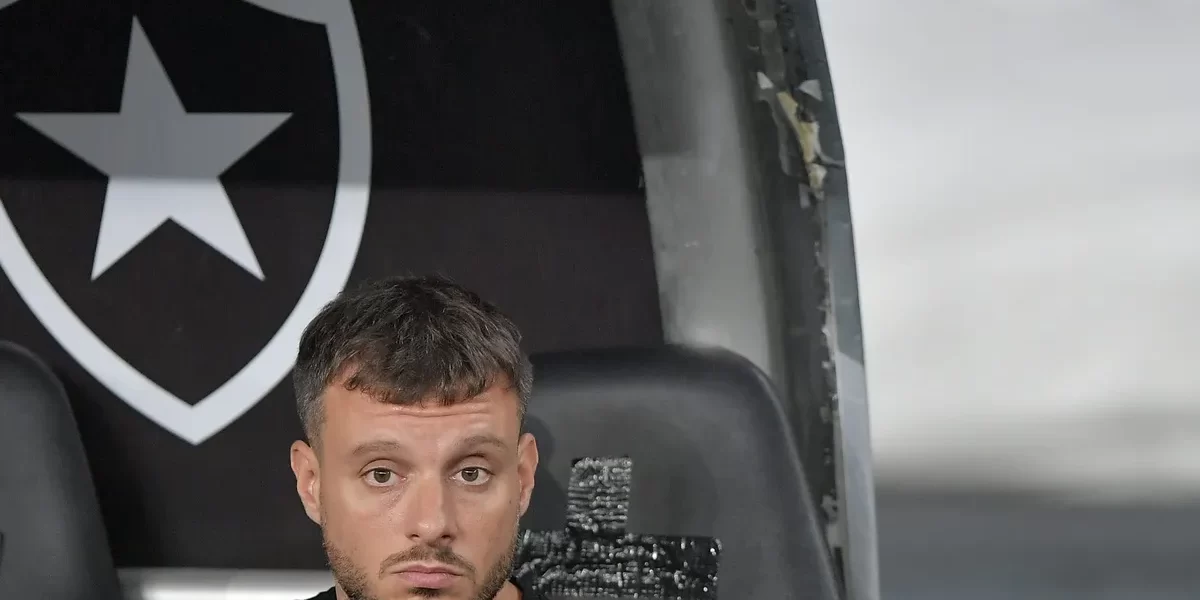 Anselmi: o técnico que fatura milhões mesmo sem sucesso