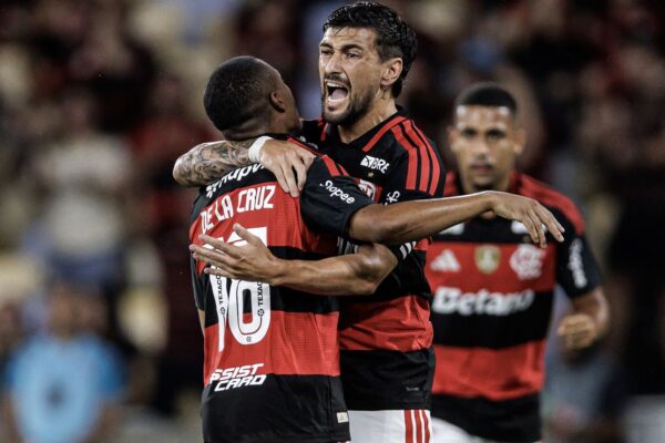 Flamengo brilha: 7 jogadores convocados para seleções na Data FIFA