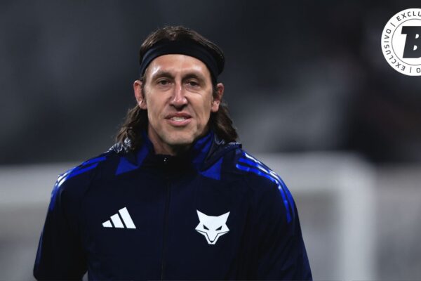 Lesão de Cássio é grave e recuperação pode passar de 9 meses