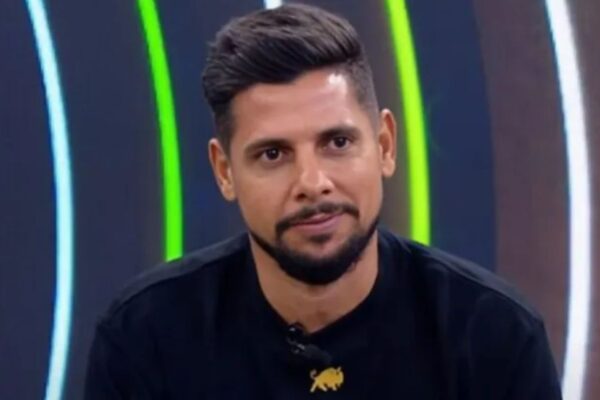 Cicinho arrisca: Palmeiras tropeça em casa contra o Mirassol?
