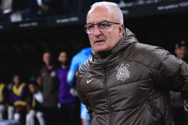 Corinthians pode ter 7 desfalques contra o Fluminense