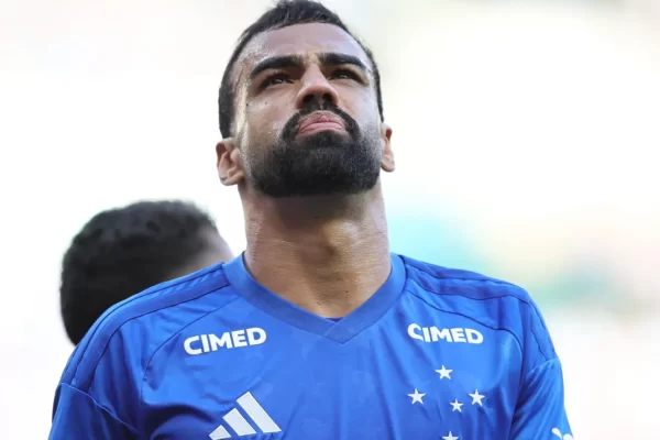 Juventus mira Fabrício Bruno: zagueiro do Cruzeiro é sondado