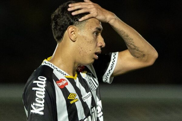 Gabriel Bontempo é baixa confirmada do Santos contra o Inter