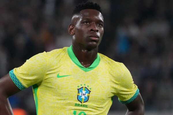 Ataques na Rússia atrasam chegada de jogadores à Seleção