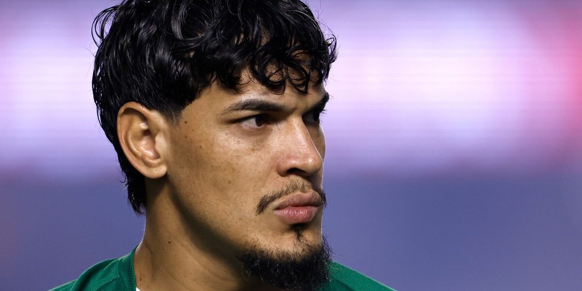 Gustavo Gómez planeja envelhecer no Palmeiras e só sair para aposentar