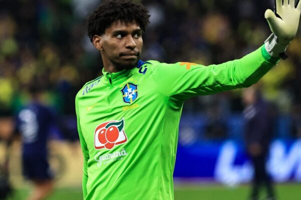 Hugo Souza fica fora da Seleção: Ancelotti explica ausência