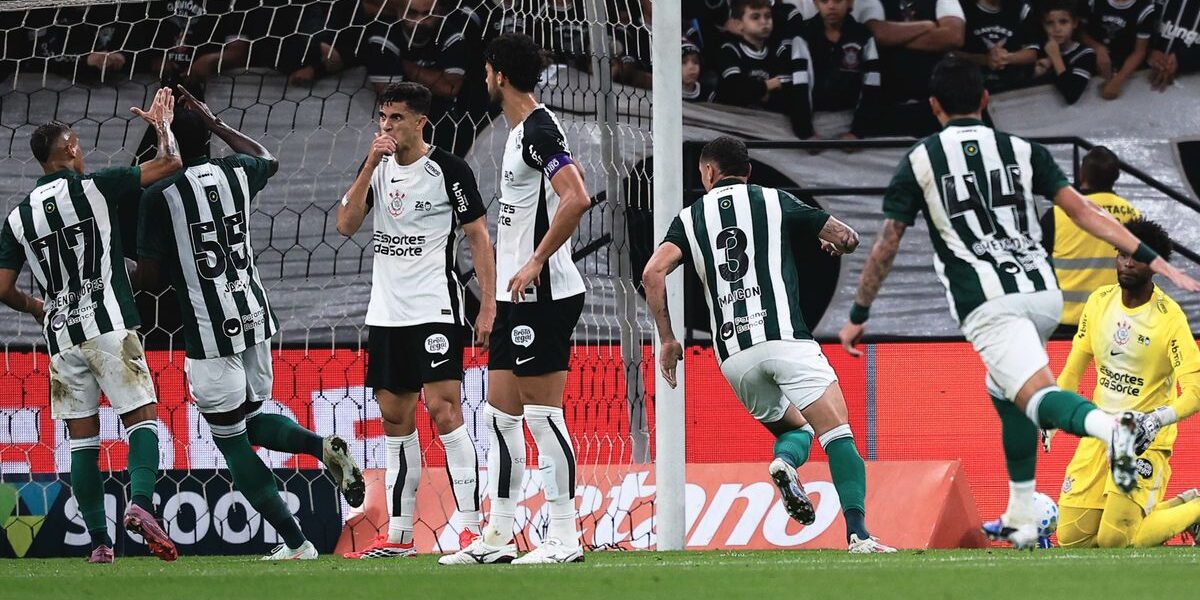 Coritiba surpreende Corinthians com gol de Jacy na Arena