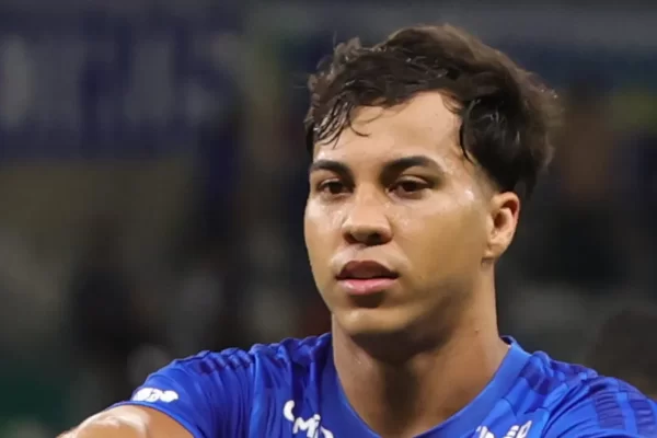 Flamengo barra oferta do Cruzeiro por Plata e exige Kaio Jorge