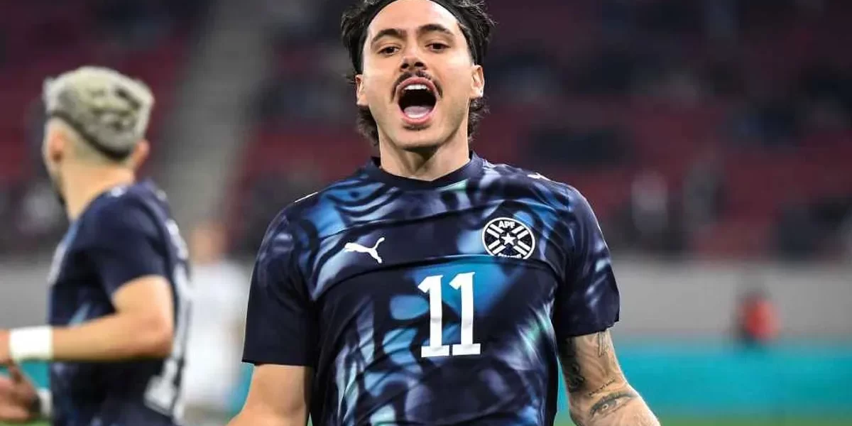 Mauricio brilha na estreia pelo Paraguai e recebe elogios do técnico