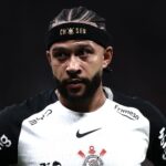Memphis quer ficar no Corinthians, mas dívida de R$ 40 mi trava renovação