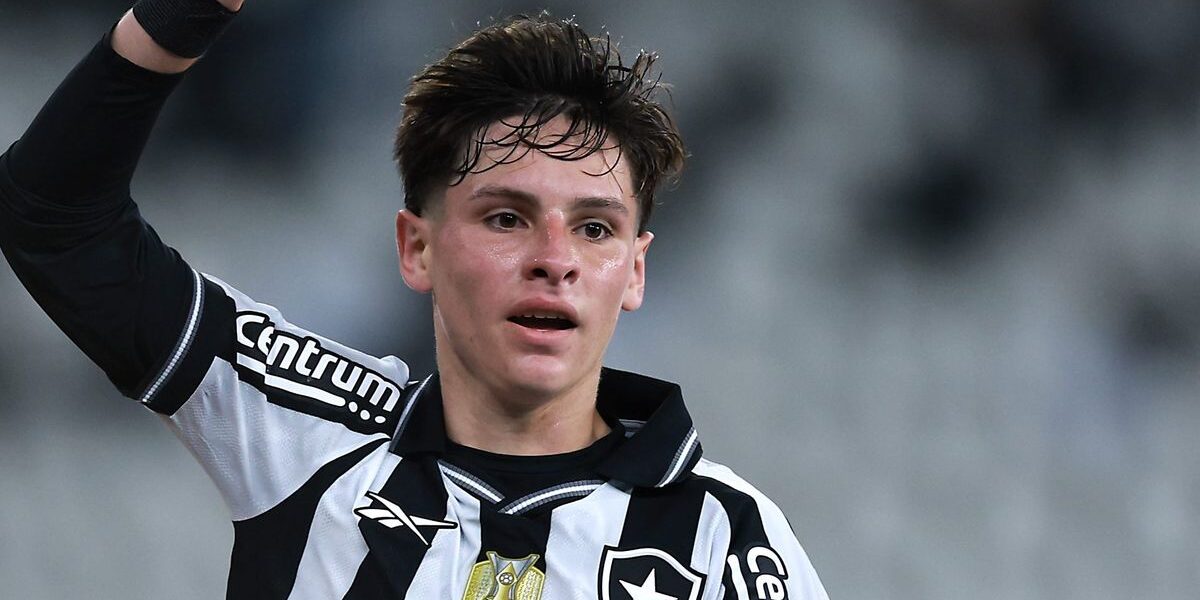 Botafogo espera R$ 120 milhões por Montoro; Textor se movimenta