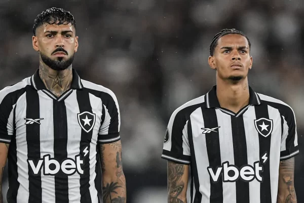 Botafogo vende Newton ao Santos por até R$ 21 milhões