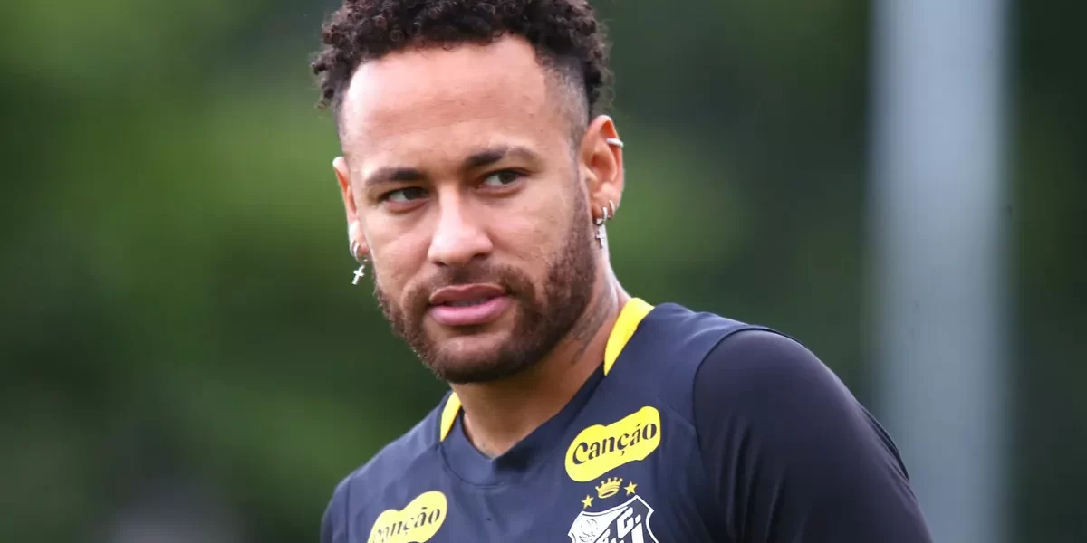 Sormani acusa Ancelotti de falsidade por convocar Danilo e deixar Neymar