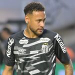 Santos com Neymar e Veríssimo titulares contra o Inter