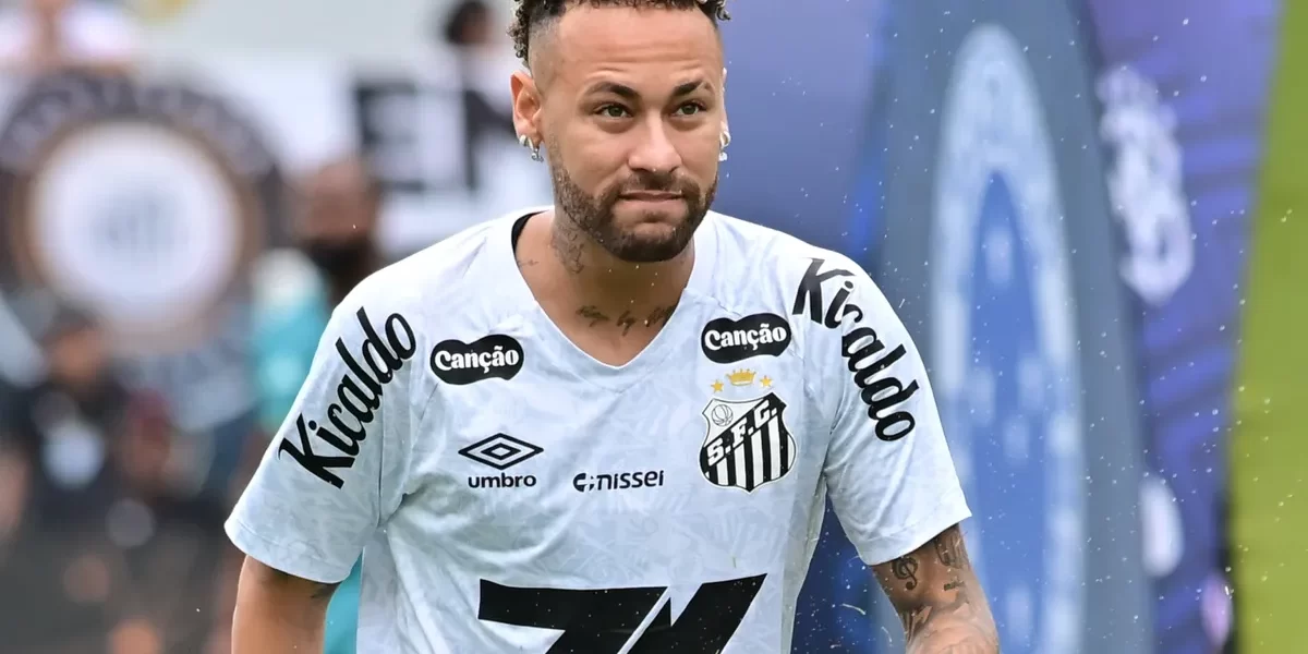 Santos renegocia dívida com pai de Neymar e estende prazo até 2029