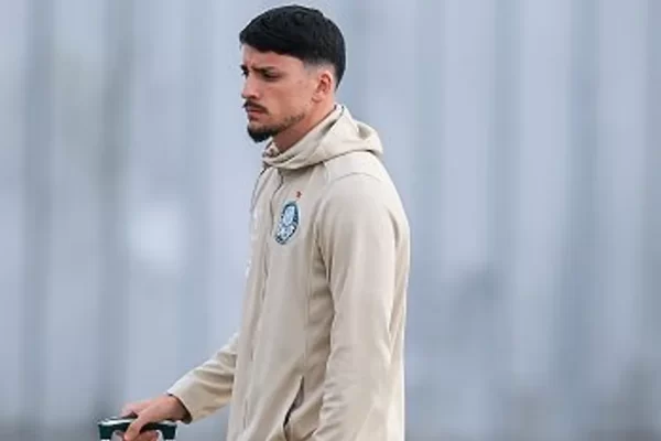 Piquerez se pronuncia sobre lesão: ‘A vida tem dessas’