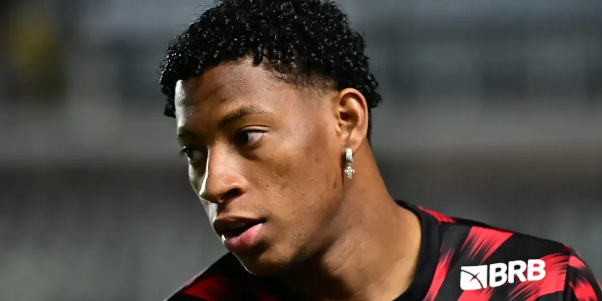 Plata brilha pela seleção, mas futuro no Flamengo segue incerto