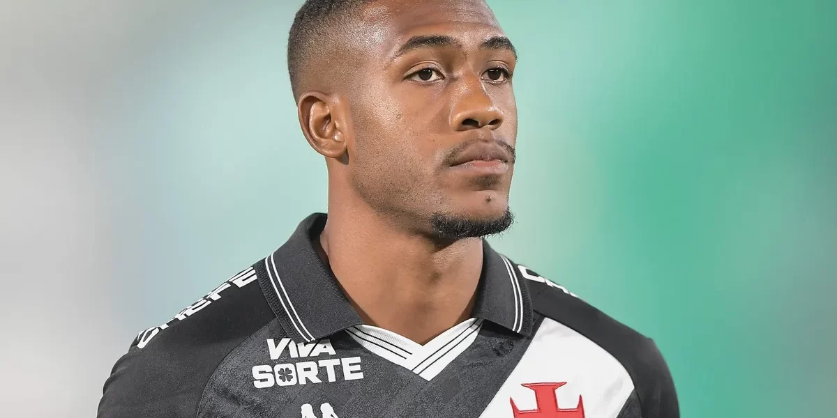 Rayan confessa: mesmo na Europa, não perde clássico do Vasco