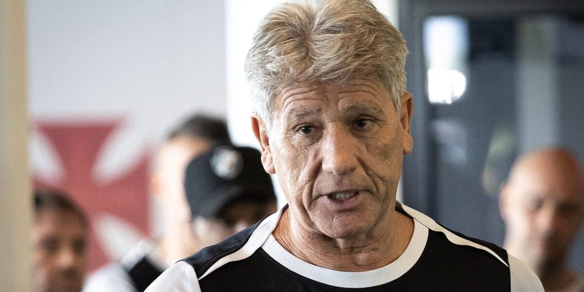 Renato Gaúcho quer transformar São Januário em uma Bombonera