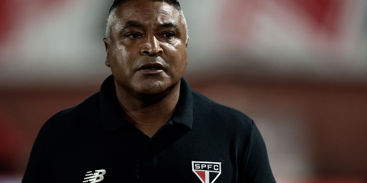 Roger Machado estreia com vitória e coloca São Paulo na liderança