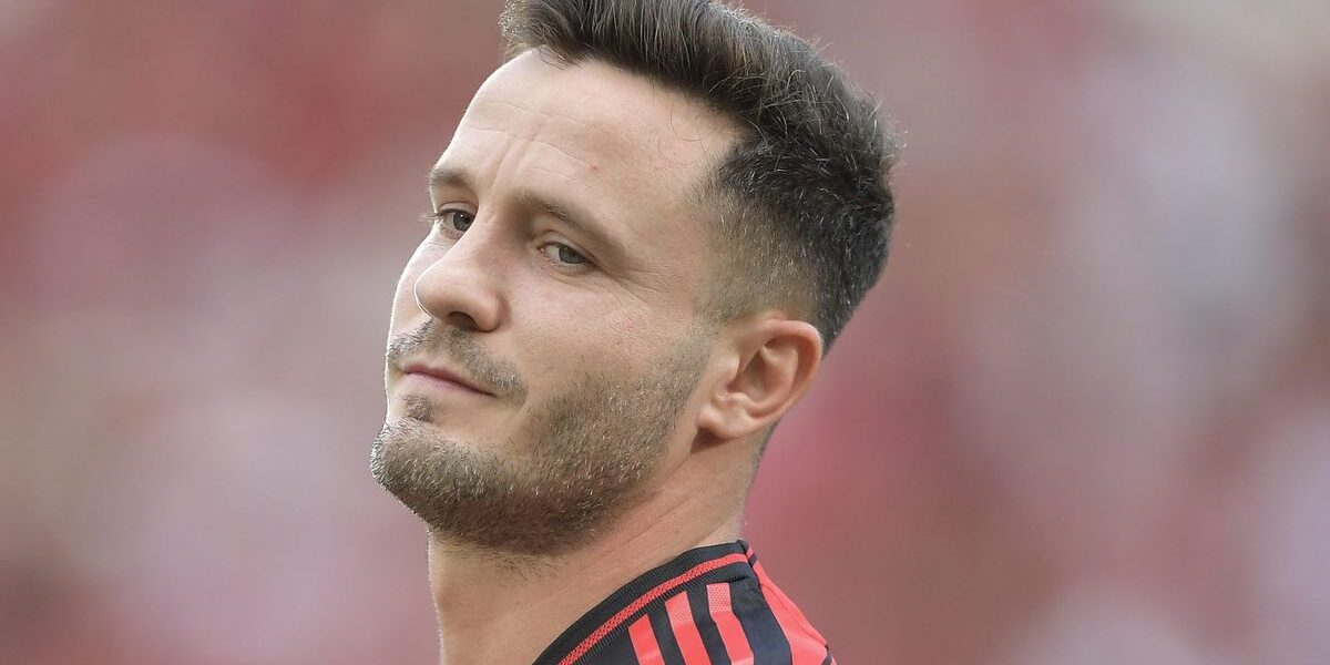 Saúl Ñíguez perto de voltar: Flamengo mira retorno em abril