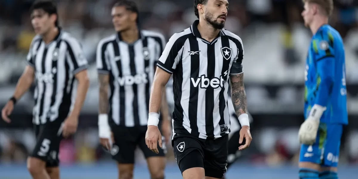 Botafogo em crise: sem técnico e no Z-4, joga sob pressão