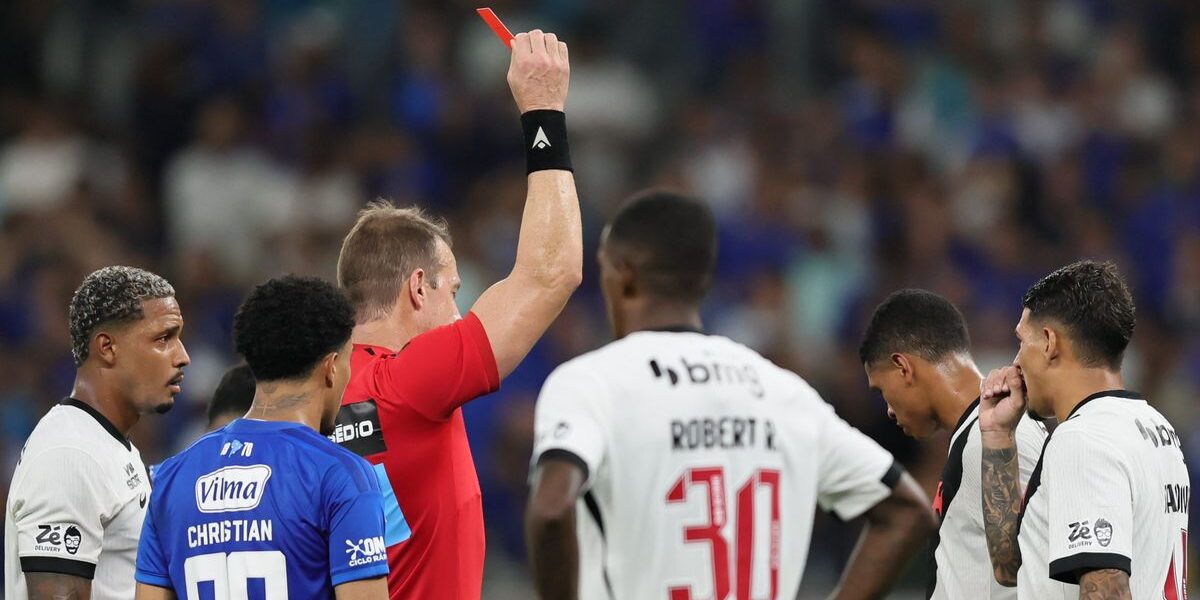 Cauan Barros: Herói e Vilão em 7 Minutos no Empate Alucinante