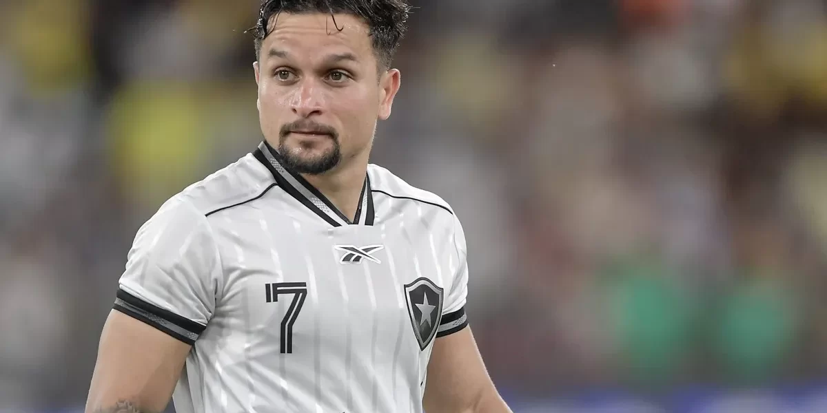 São Paulo Negocia Artur com Botafogo em Busca de Reforço Ofensivo