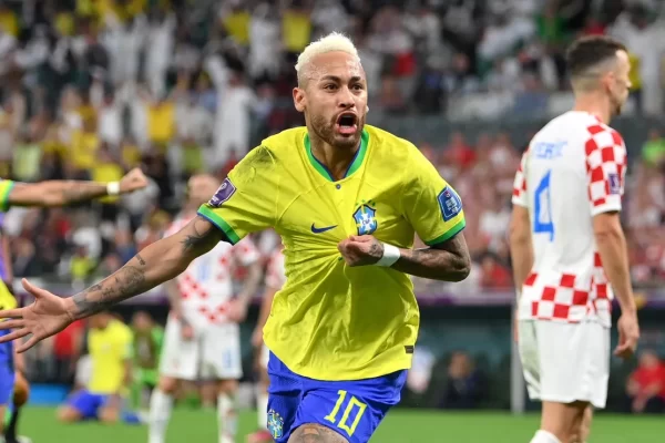 Luxemburgo dá receita para Ancelotti usar Neymar na Seleção