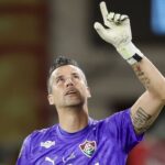 Júlio César aponta Fábio, de 45 anos, no radar da Copa