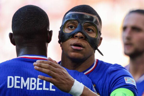 França convoca Mbappé e Dembelé para amistoso contra o Brasil