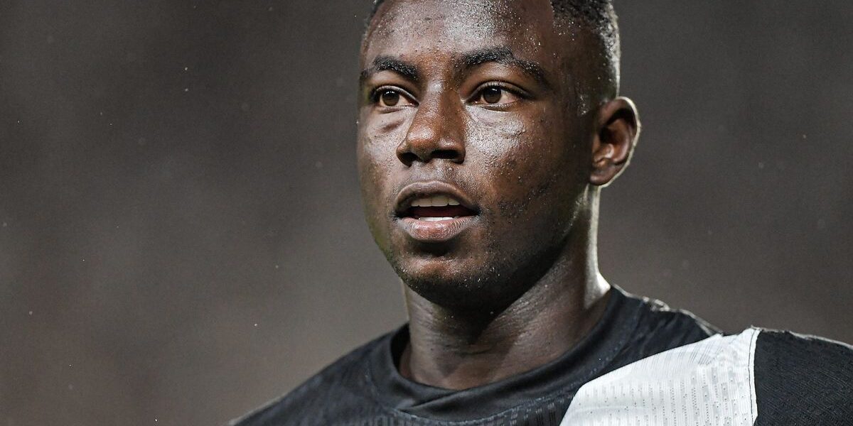 Renato mantém confiança em Hinestroza e Vasco mira G-6