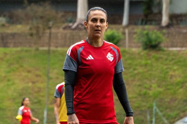 Inter inicia preparação para GreNal feminino no Brasileirão