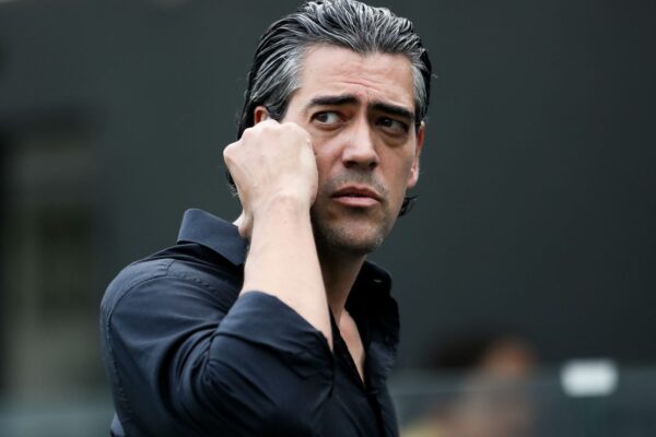 Bracks corre contra o tempo para fechar volante e zagueiro no Galo