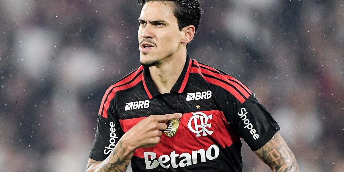 Pedro amplia e Flamengo domina clássico contra o Botafogo