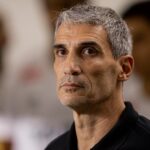 Milton Neves alerta: Cuca corre risco de vida curta no Santos