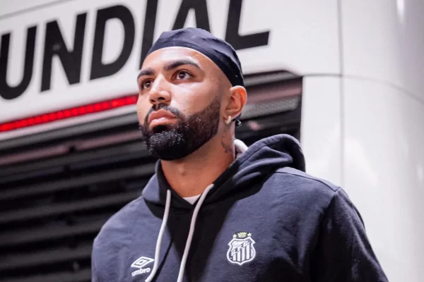 Pai de Gabigol responsabiliza ex-presidente por saída do ídolo