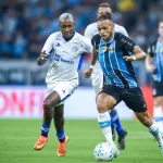 Braithwaite renova com salário menor e dívidas embutidas; entenda o caso