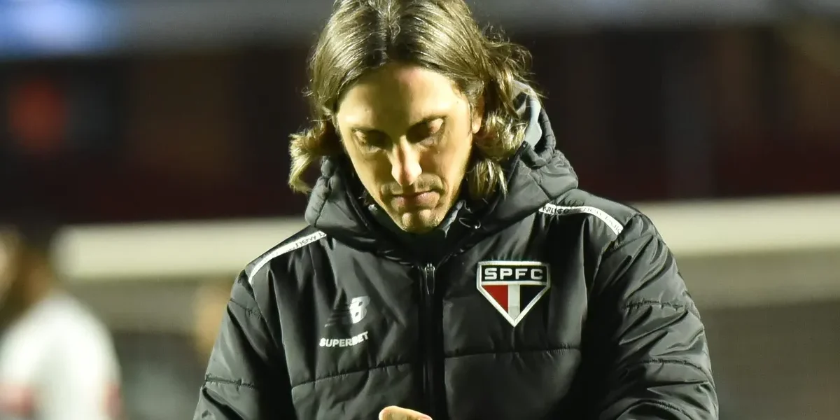 Dívida do São Paulo com Zubeldía e Crespo já passa dos R$ 12 milhões
