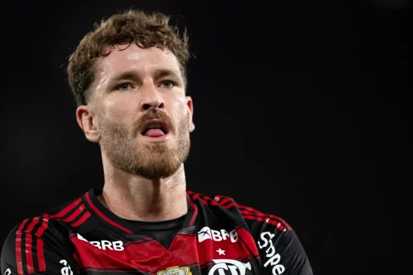 Flamengo usa oxigênio no intervalo para vencer na altitude