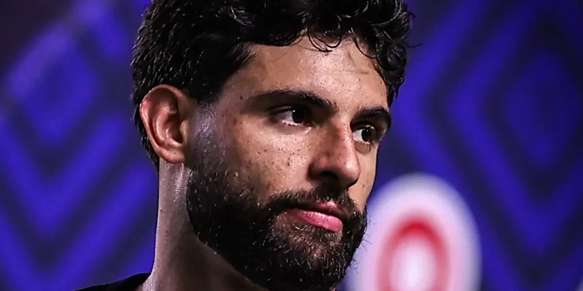 Yuri Alberto pede apoio da torcida em clássico contra o Palmeiras