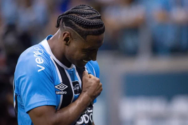 Grêmio precisa de regularidade, não só vitória, contra o Remo