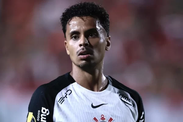 Diniz segura Allan no banco: decisão estratégica agita Corinthians