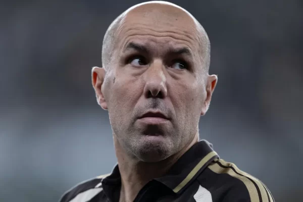 Jardim sinaliza recuperação de Plata no Flamengo: “Conto com ele”