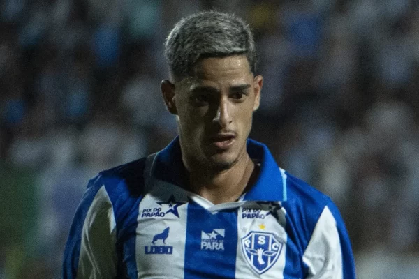 Flamengo perto de fechar com joia de 18 anos após nova proposta