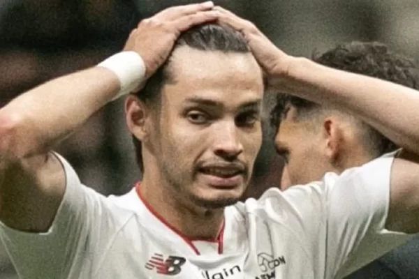 Bobadilla ainda tem chance contra o Juventude após problema de saúde