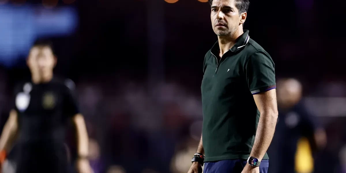 STJD troca Abel Ferreira por Abel Braga em documento oficial