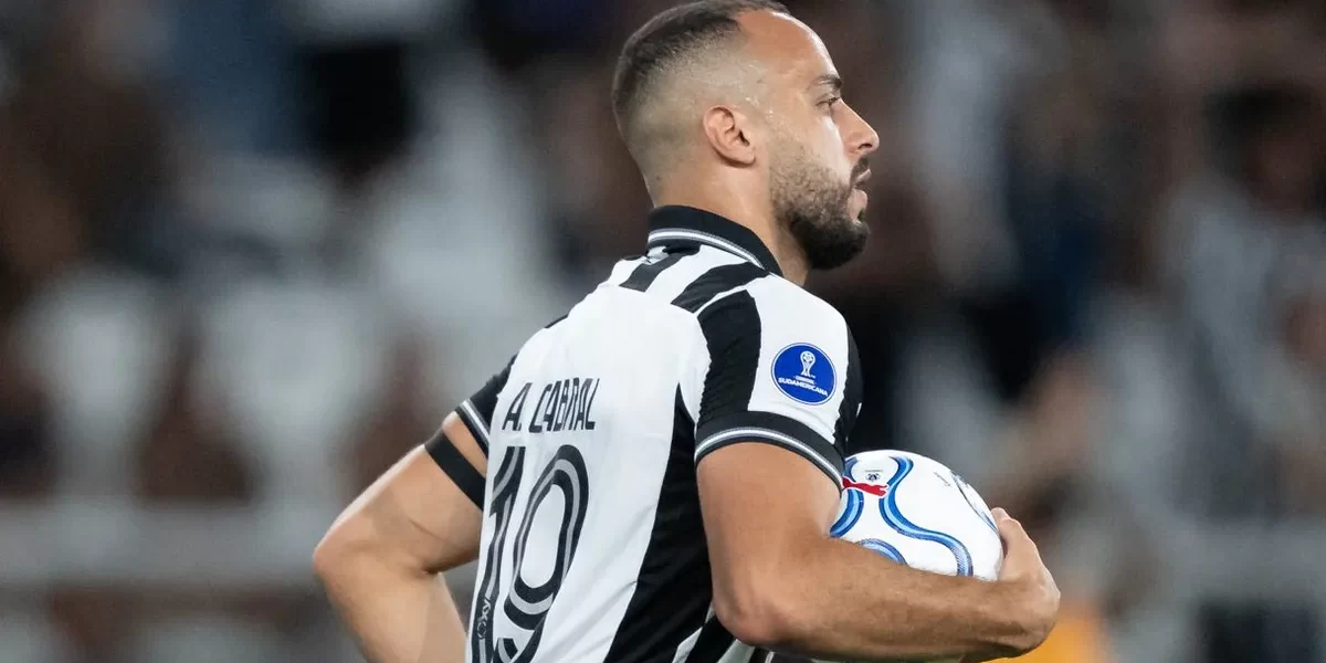 Botafogo empata com Caracas e revolta torcida na Sul-Americana