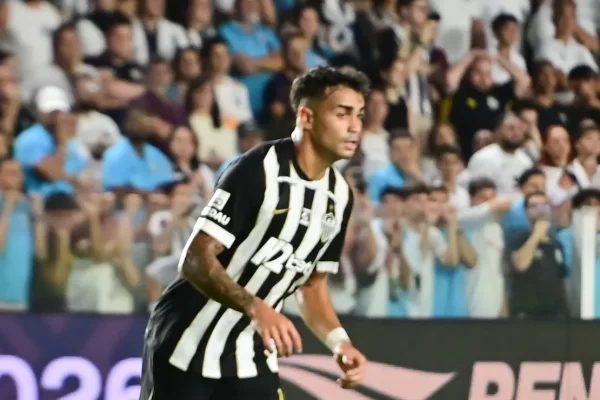 Reinier é confrontado por torcedores do Galo no CT; clube se manifesta